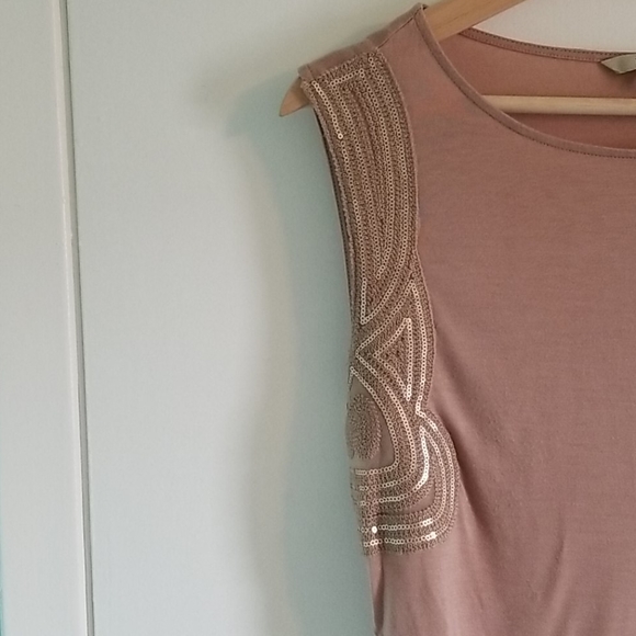 Aysymetrical blush coloured top with sequin detail - Picture 4 of 5